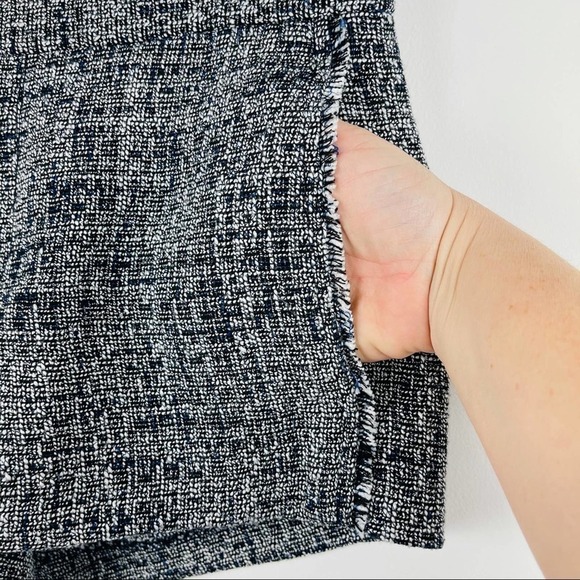Banana Republic tweed fry shorts - Picture 3 of 11